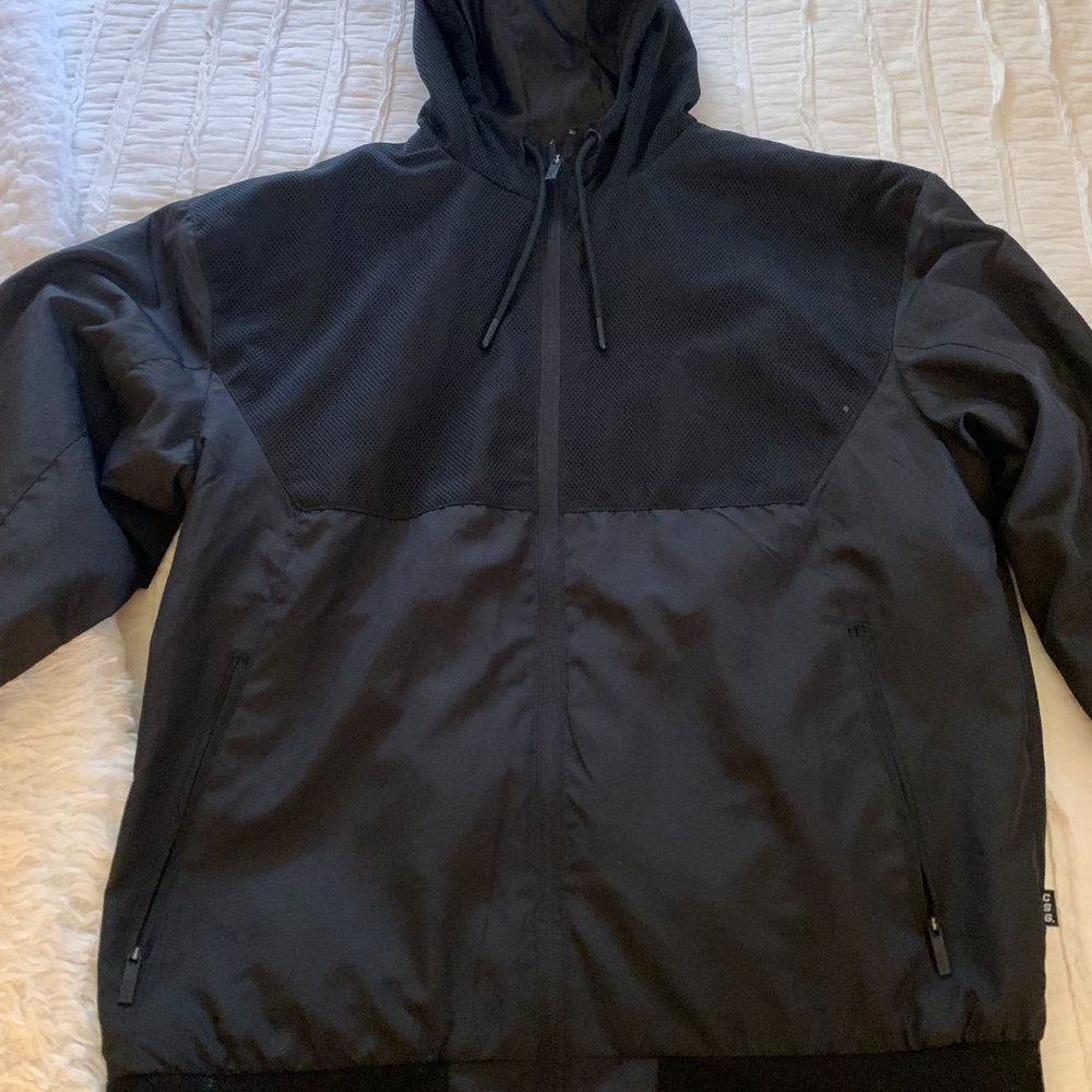 Windbreaker - Picture 6 of 8